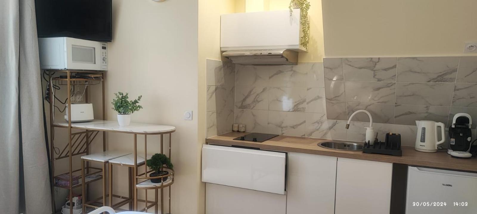 Le Cocoon Dore Poitiers Eksteriør bilde